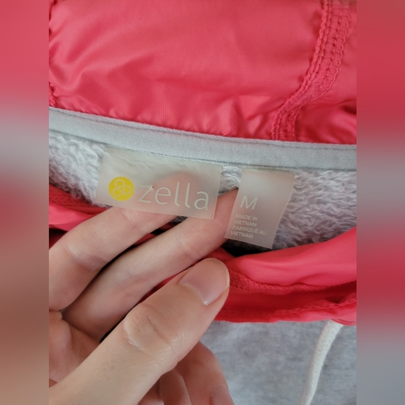 Zella sweatshirt - Picture 4 of 4